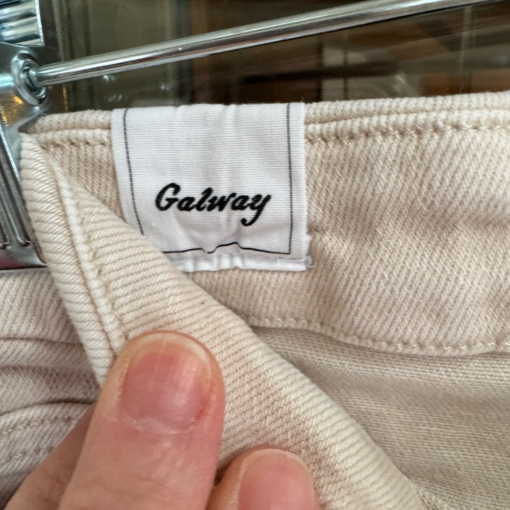 Frank & Eileen Cream Flare Jeans - Picture 3 of 4